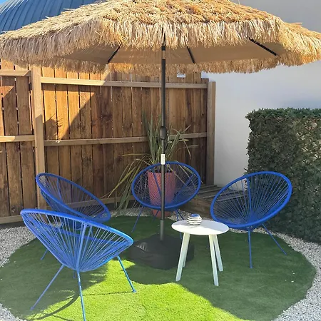 Independant Proche Aeroport Nantes 3*